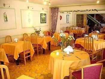 Отель Logis Le Perigord
