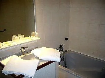 Logis Le Perigord Отель