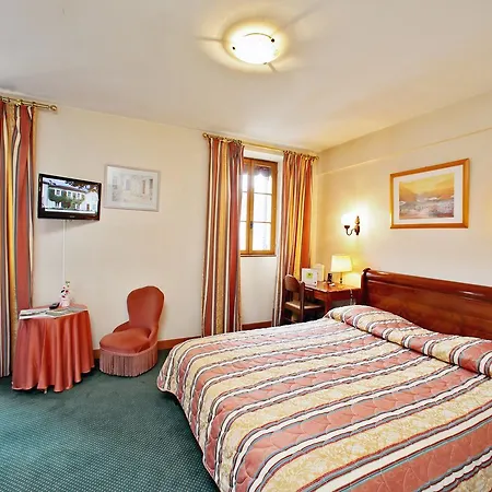 Logis Le Perigord Hotel 2*