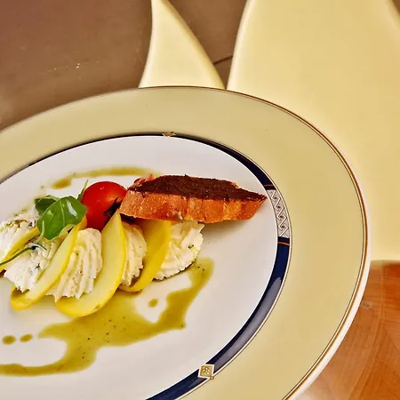 Hotel Logis Le Perigord Tremolat