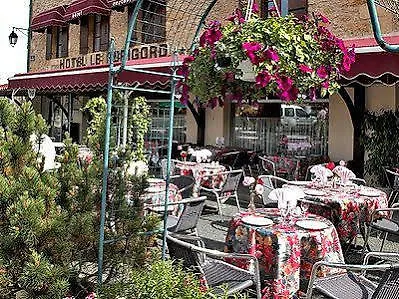 Logis Le Perigord Отель 2*